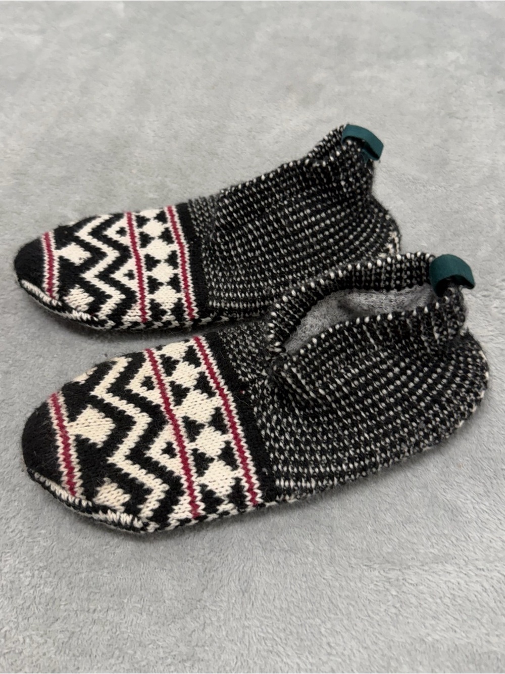 Bombas Gripper Warm Lined Slippers House Shoes Socks Size Adult Small